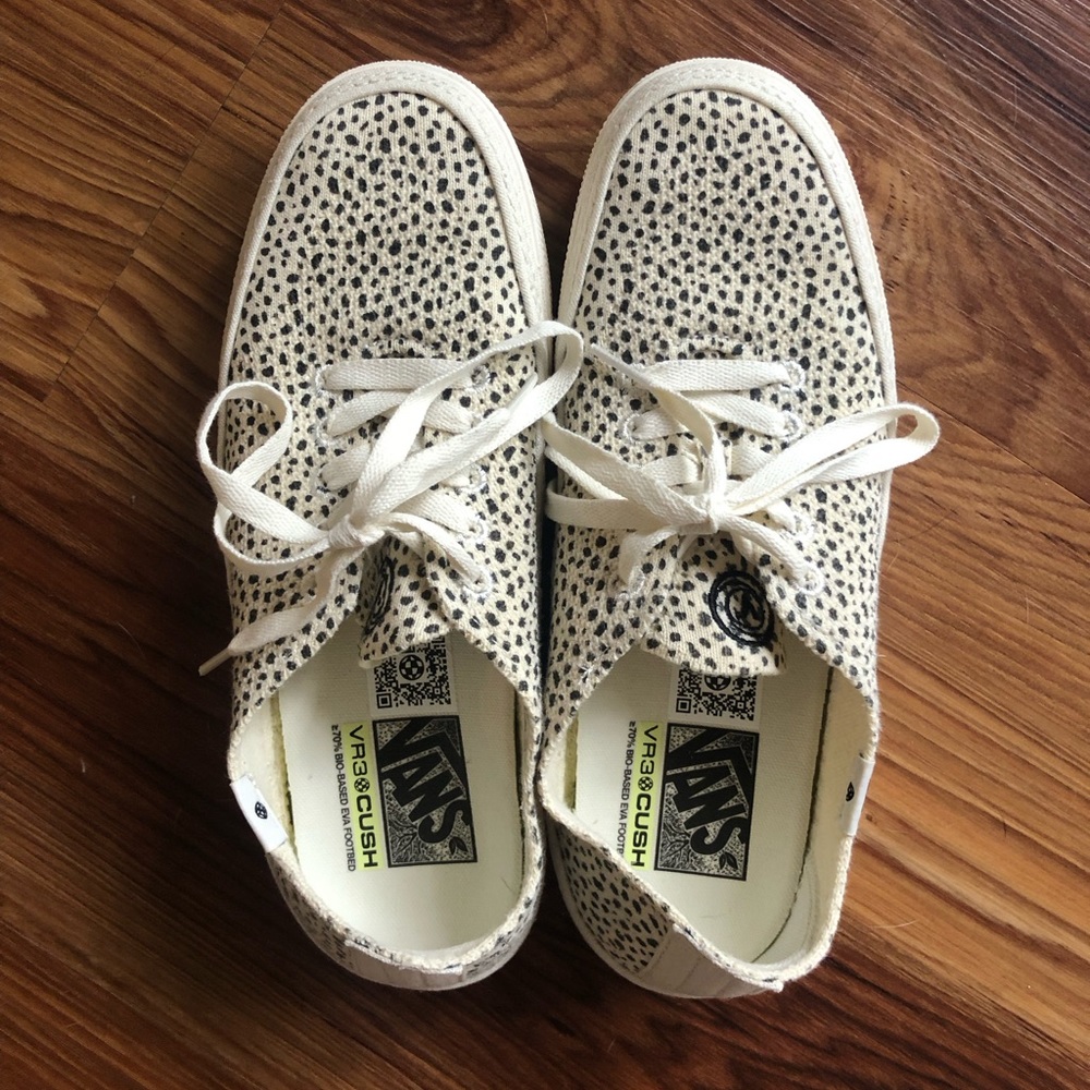 Women’s Vans only worn once!